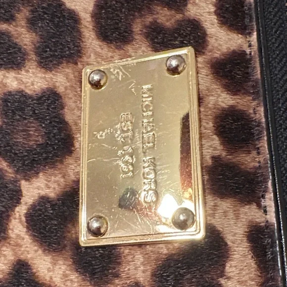 Michael Kors Brown Leopard Print Wallet - Picture 5 of 7